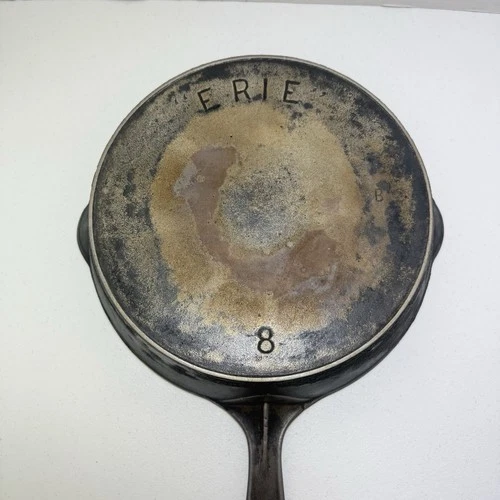 Pre Griswold Erie #8 Cast Iron Skillet with Maker’s Mark.  Made In Erie PA USA
