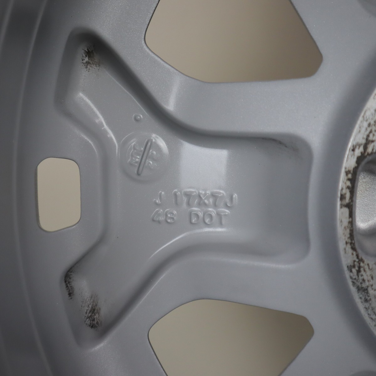 SUBARU FORESTER 17X7.0 WHEEL RIM 68866 SILVER PAINTED FINISH OEM
