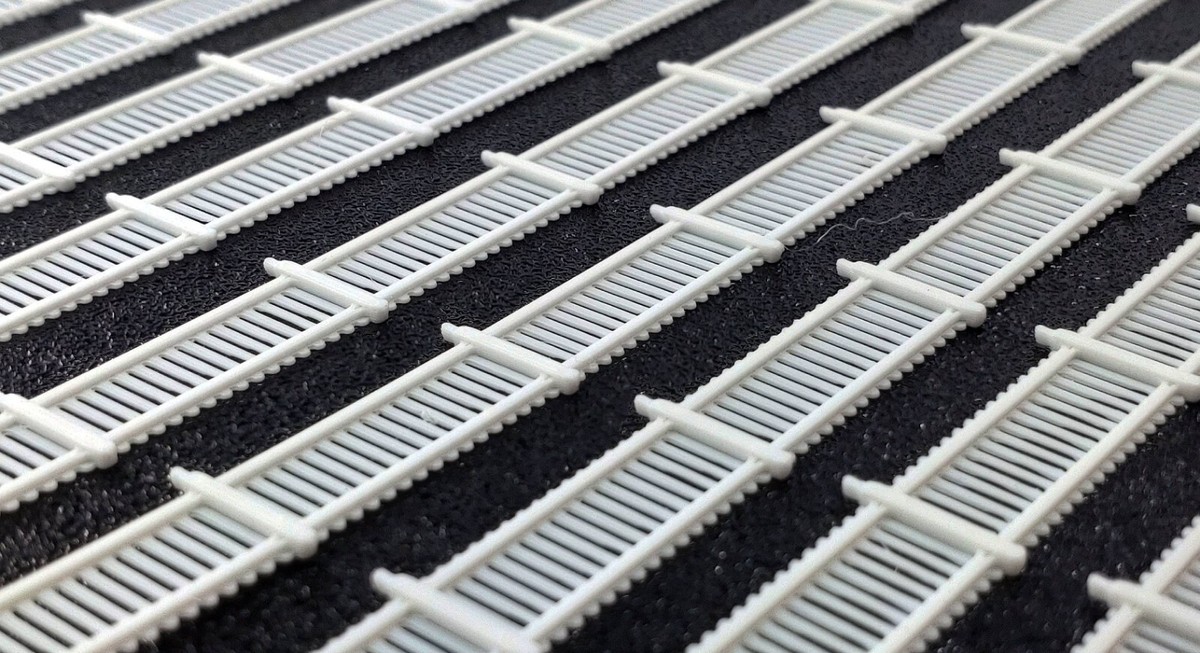 N Gauge Fences 10 X Pieces Scale 8FT Model Railway Fencing - Foto 2