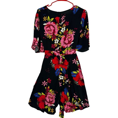 KorMei Women’s Short Sleeve Belted Floral V-Neck Faux Wrap Romper Black Size L - Picture 11 of 12