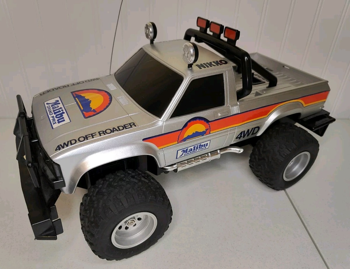 Nikko Malibu Prix Off Roader Toyota Hilux 4WD 4x4 Hi Remote