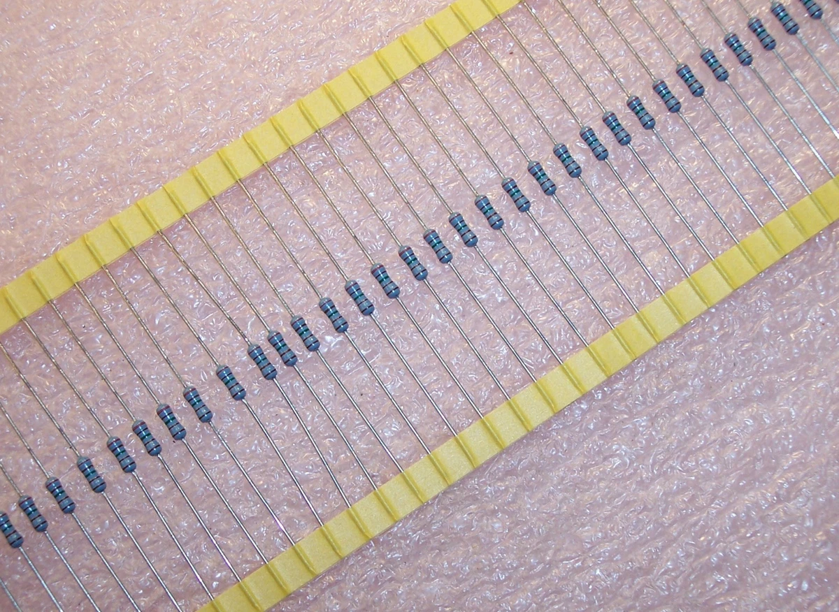 830248_4 830248_4