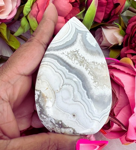 Crazy Lace Agate Flame - 3.5" White Mexican Crazy Agate Flame Carving - High - Picture 6 of 10