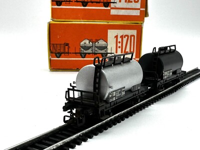 Zeuke 2er-Set 2achs. Kesselwagen silber und schwarz DR TT DC OVP