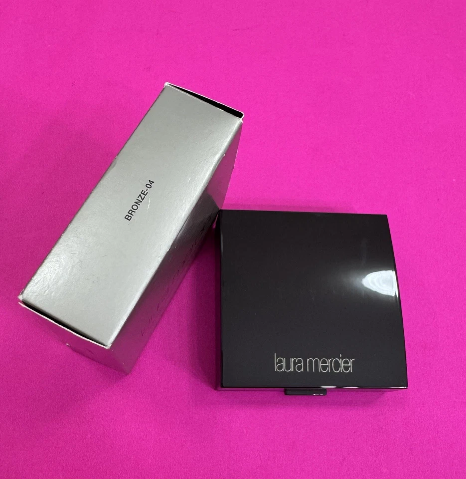 Laura Mercier Matte Radiance Baked Powder Bronze 04 NEW IN BOX - Image 4 of 4