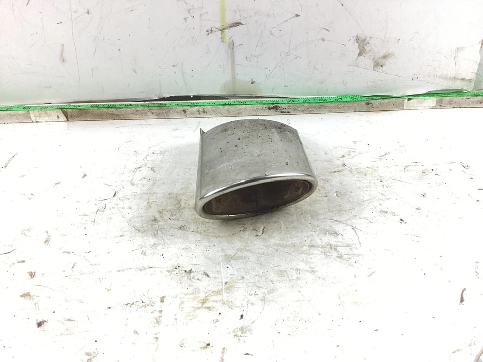 Punta de tubo de escape trasero derecho Mercedes-Benz C300 2008-2014 A2044906427 OEM Foto 3 de 4