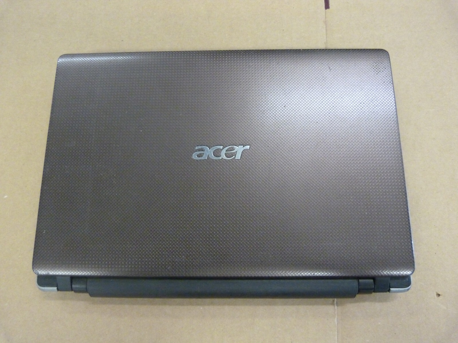 Acer Aspire i3-330M Laptop Sold As Is No Charger Included-image