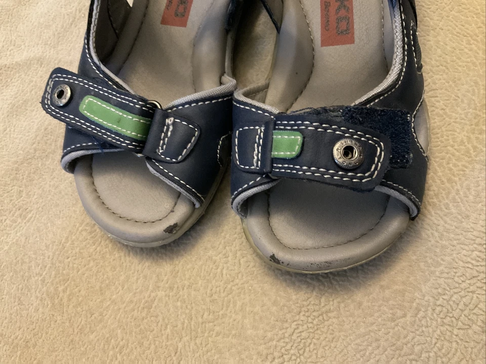 Beeko sandals 11 boys navy blue green BKO - Image 3 of 4