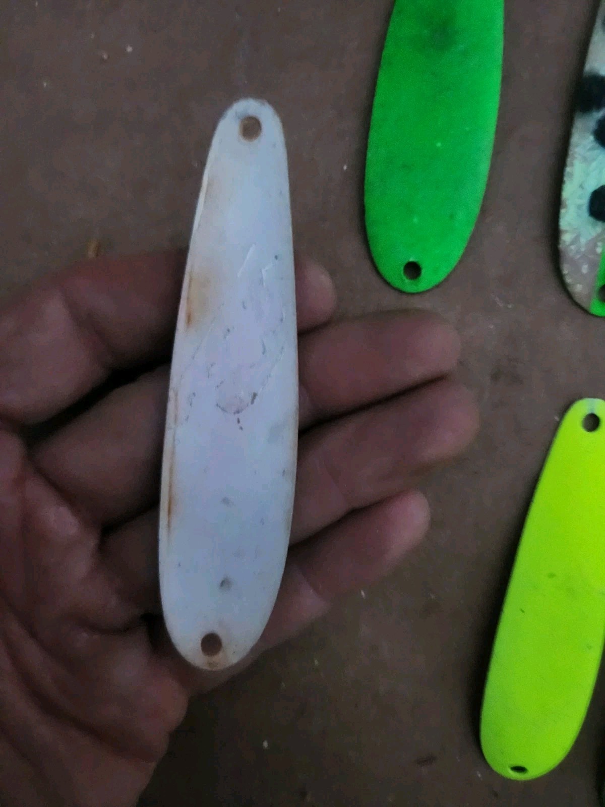 Fishing spoons size 3",4"  lot of 63 used salmon trout trolling FREE SHIPPING! - Image 11