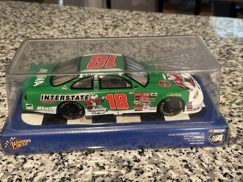 Winners Circle Bobby Labonte #18 Interstate Pontiac Grand Prix 1:24 NASCAR Car - Image 2 of 4