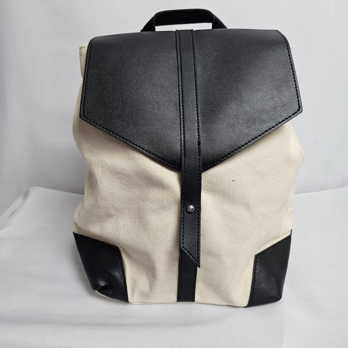 avon metallic burgundy travel makeup bag Charlotte Tilbury of My Dreams - Quilted Velvet | Skincare, Fragrance & Cosmetic Organizer with Compartments, Zip Pocket & Top Handle How to Make a Bag Coach Leather Backpack - Color:Gray Tropical Floral weekend getaways