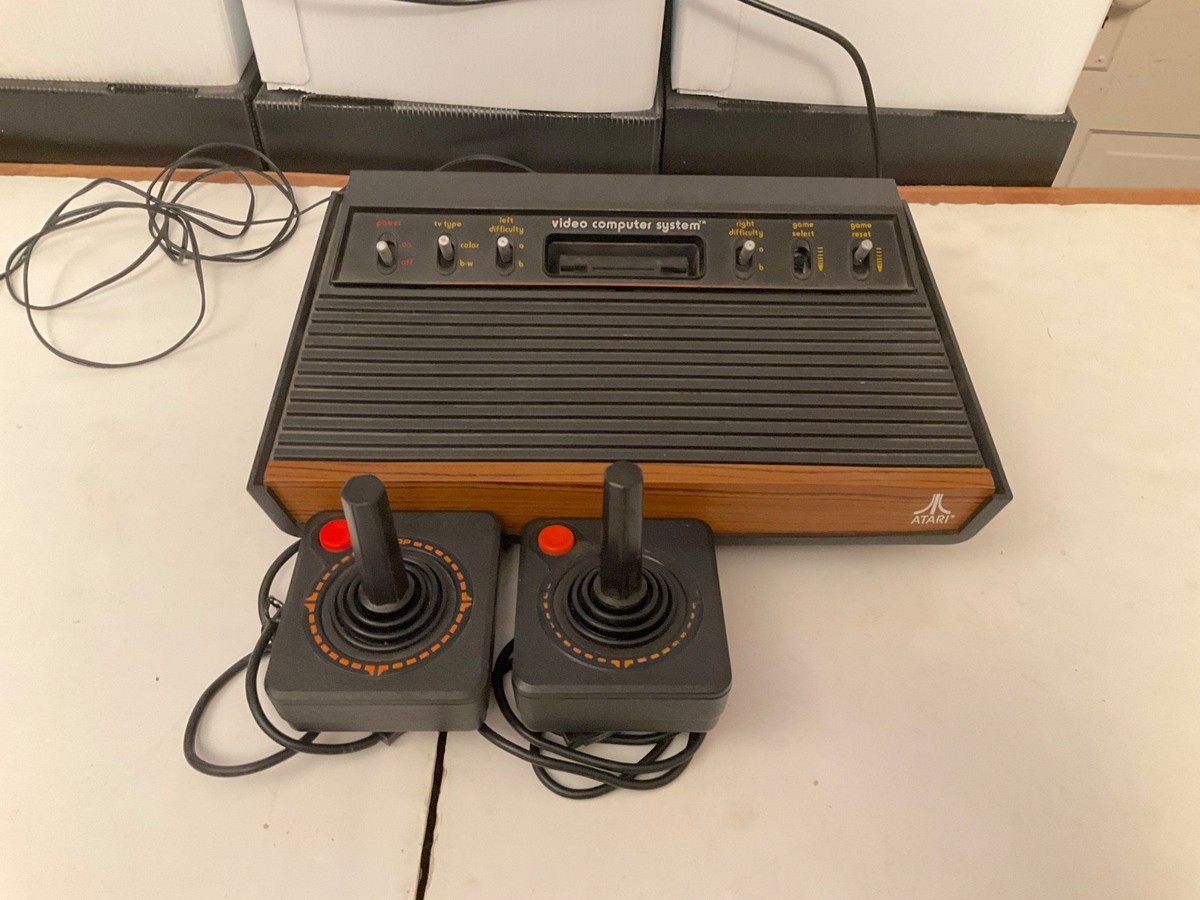 Tested ! Atari Wood Grain 2600 Lot Console System Controller