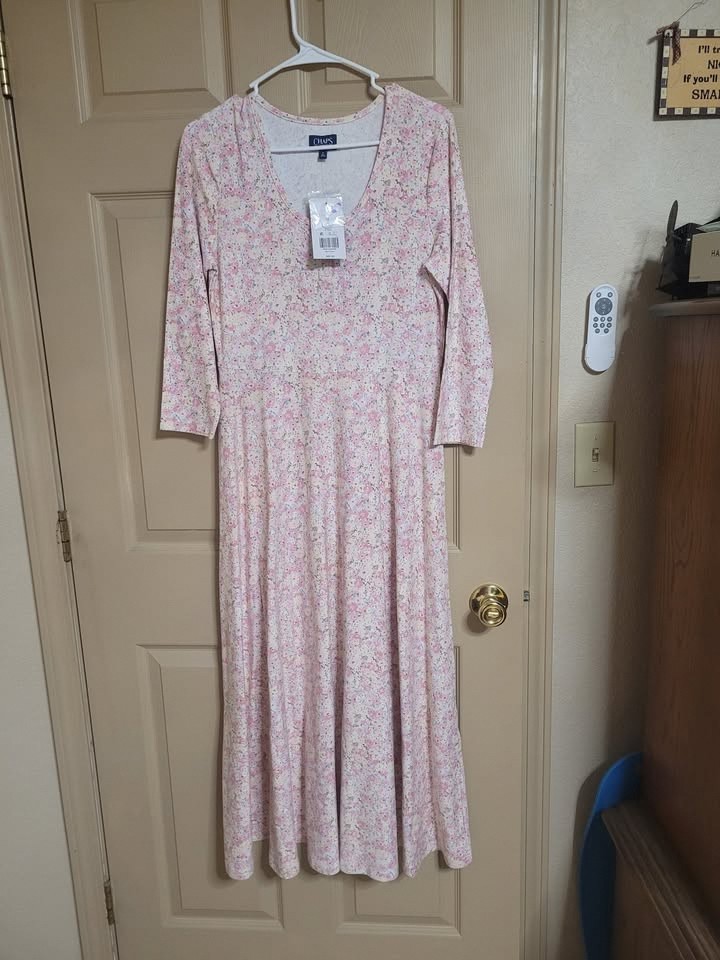 Chaps Women's Floral Maxi Dress Size M Pink New with Tags