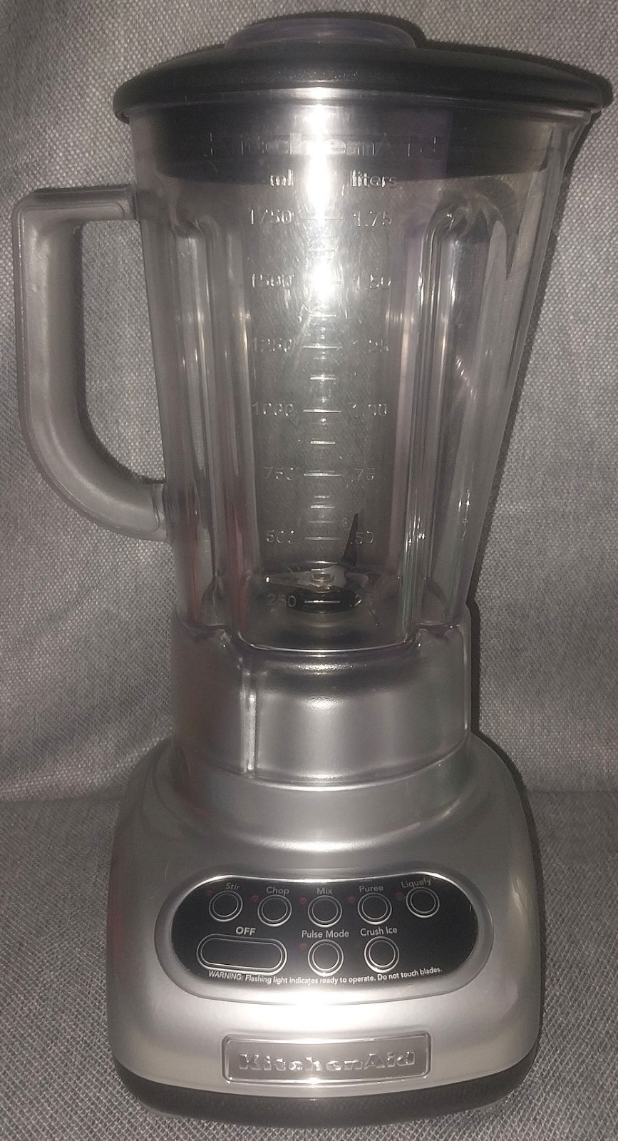 KitchenAid KSB560MC1 Silver 56oz 7 Cups Countertop Blender K