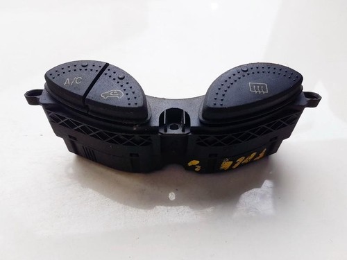 98AG19A945BG Schalter Heckscheibenheizung  Ford Focus DE837004-01