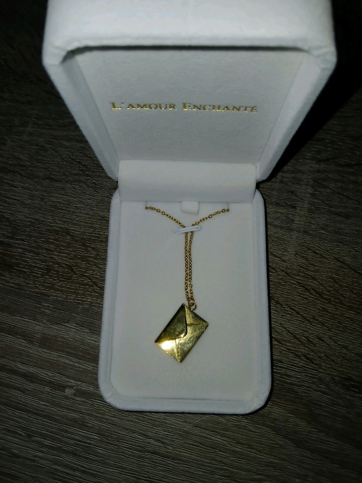 collar joyería Foto 2 de 2