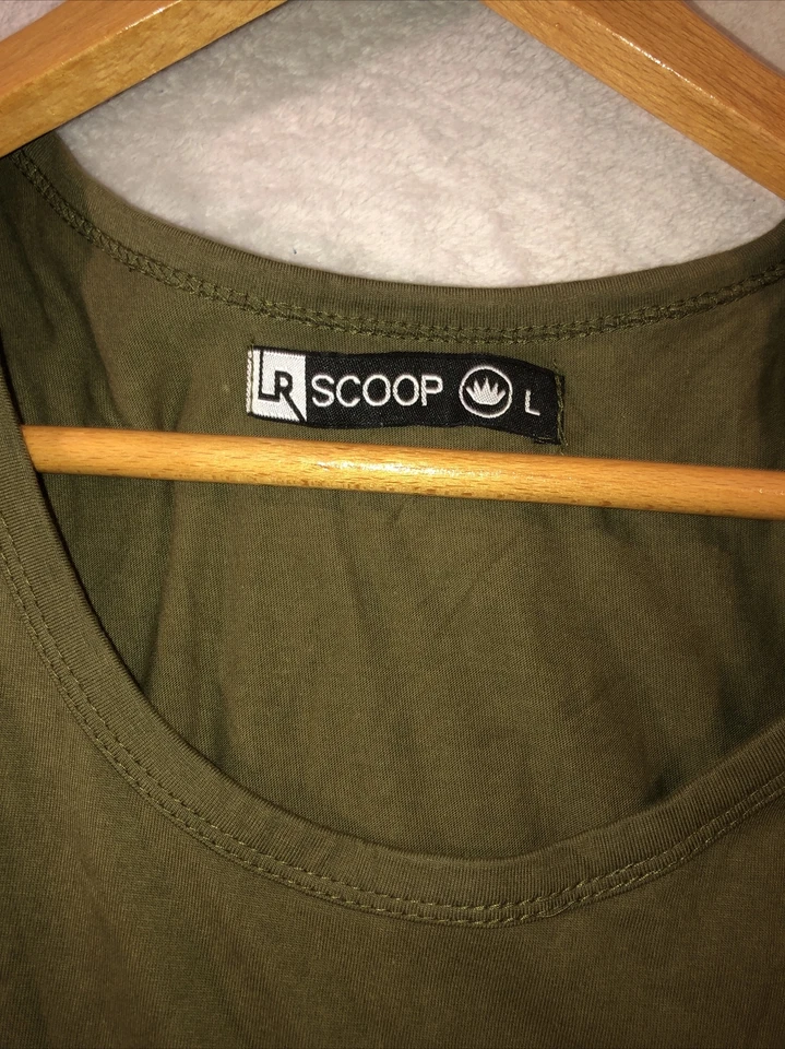 Men’s Cotton Tank Top Green Shirt Size Large - image 2 of 4