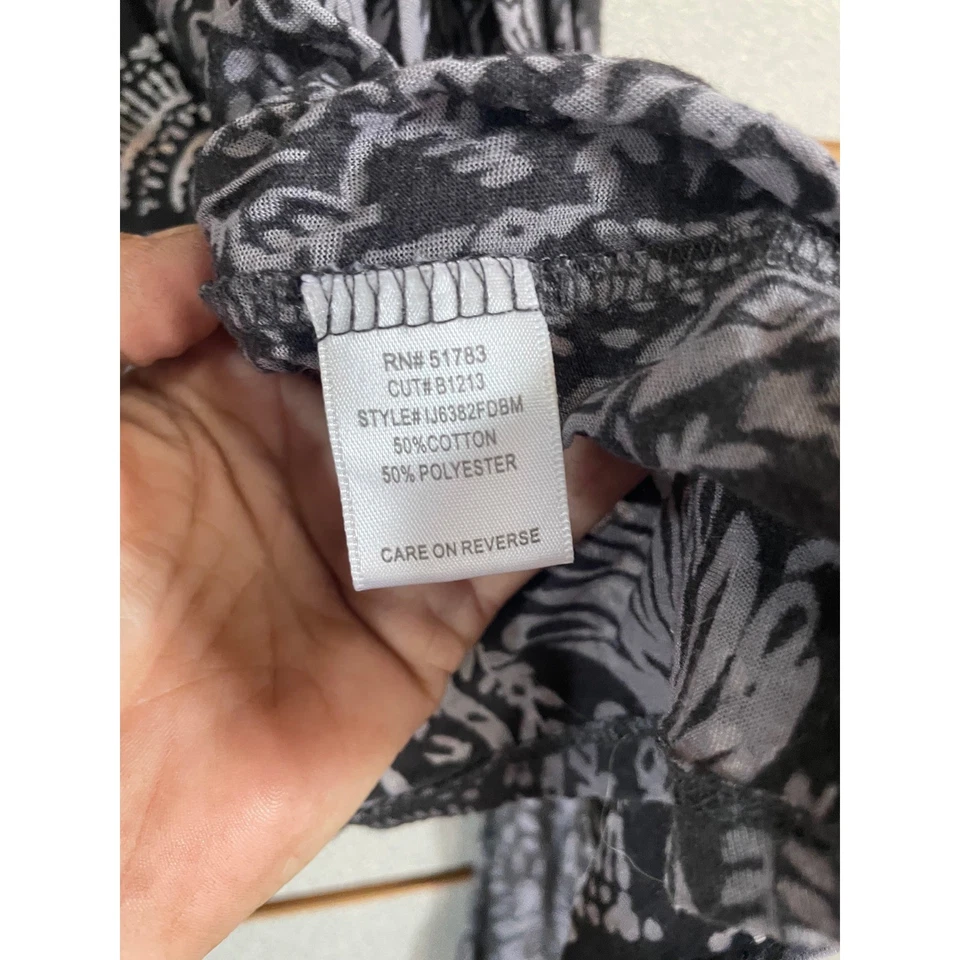 Cárdigan para mujer Maurices talla L gris estampado cachemir manga larga frente abierto Foto 3 de 4