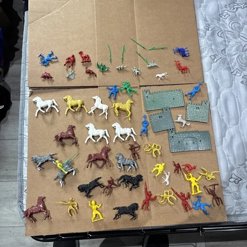 50’s Vintage Marx Tim Mee Plastic Cowboys  Indians Horses Knights Toy Figures