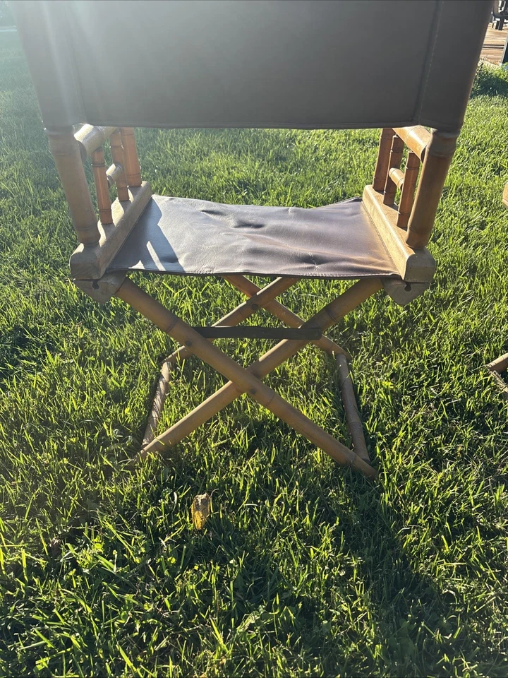 Um par de cadeiras de diretor vintage de couro e bambu Telescope - Imagem 3 de 4