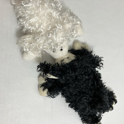 Ganz Kissing Cuties Lambs White & Black Pull Apart and Say ''I Love You'' HE6717
