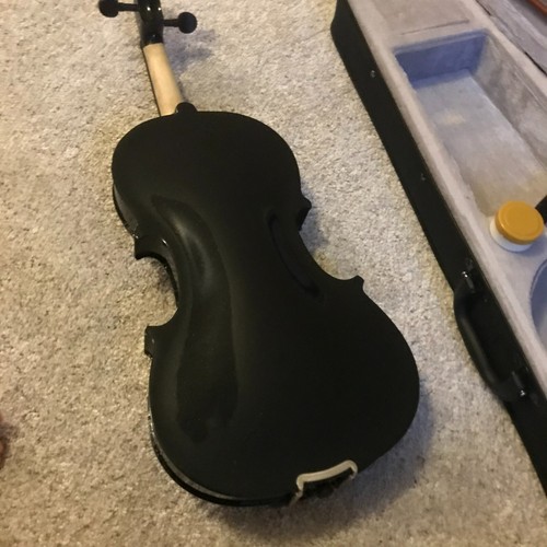 Full-Size 4/4 Midnight Black Sparkle Violin Fiddle with Case, Bow, and Rosin - Picture 7 of 10