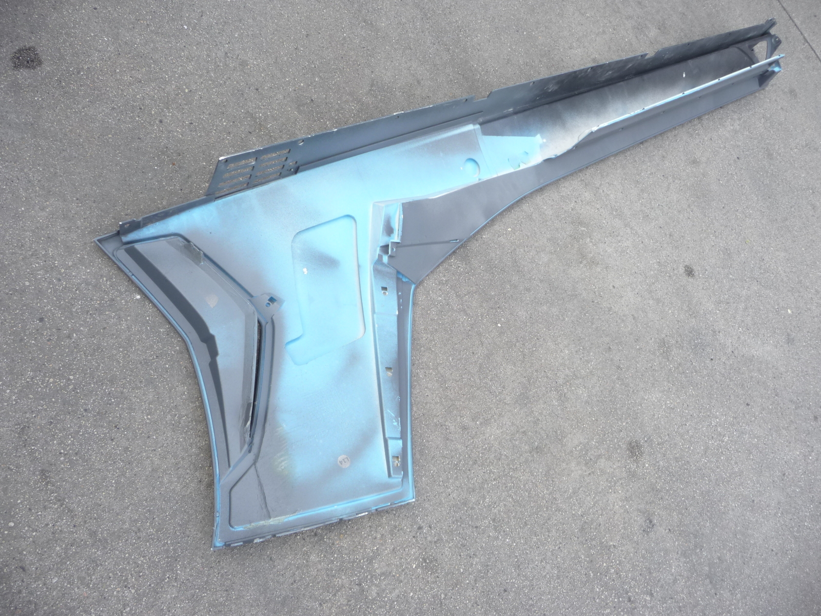 18 Lamborghini Aventador LP750 SV Right Side Member Rocker Molding 470853564D OE