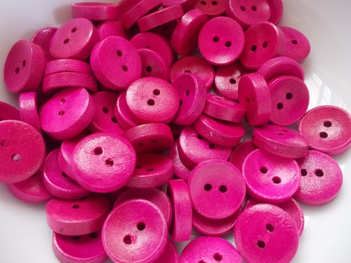 SALE Pack of 12 round wood buttons in choice of plain colours 15mm with 2 holes - Picture 14 of 16