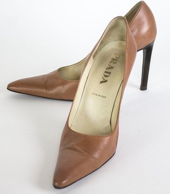 tan leather pumps