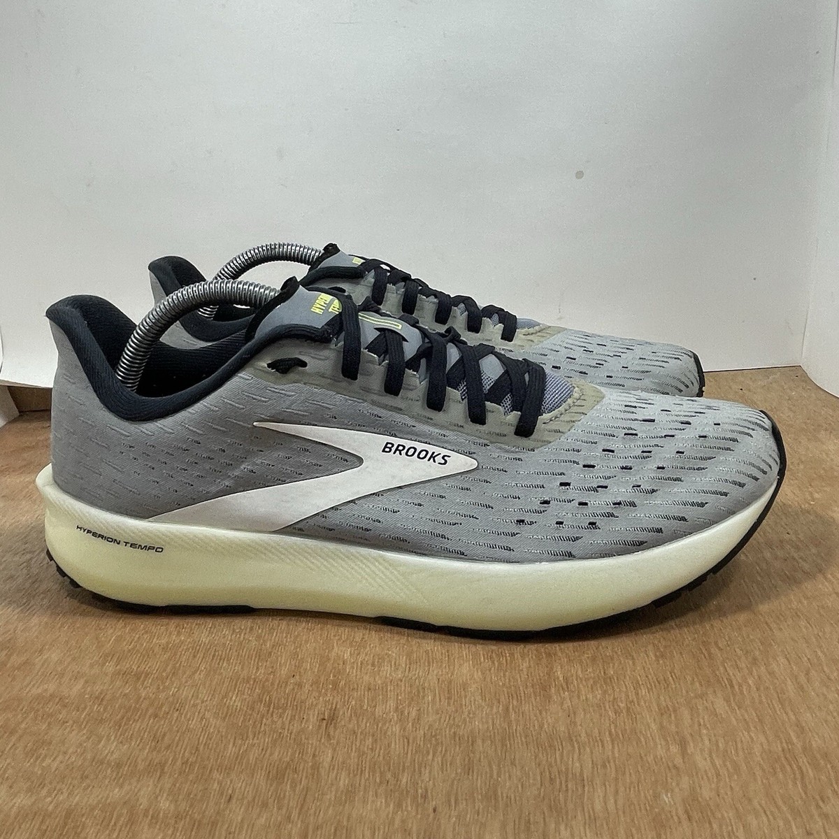 Brooks Hyperion Tempo Men Size 10 Running Shoes Sneakers | eBay display picture 3