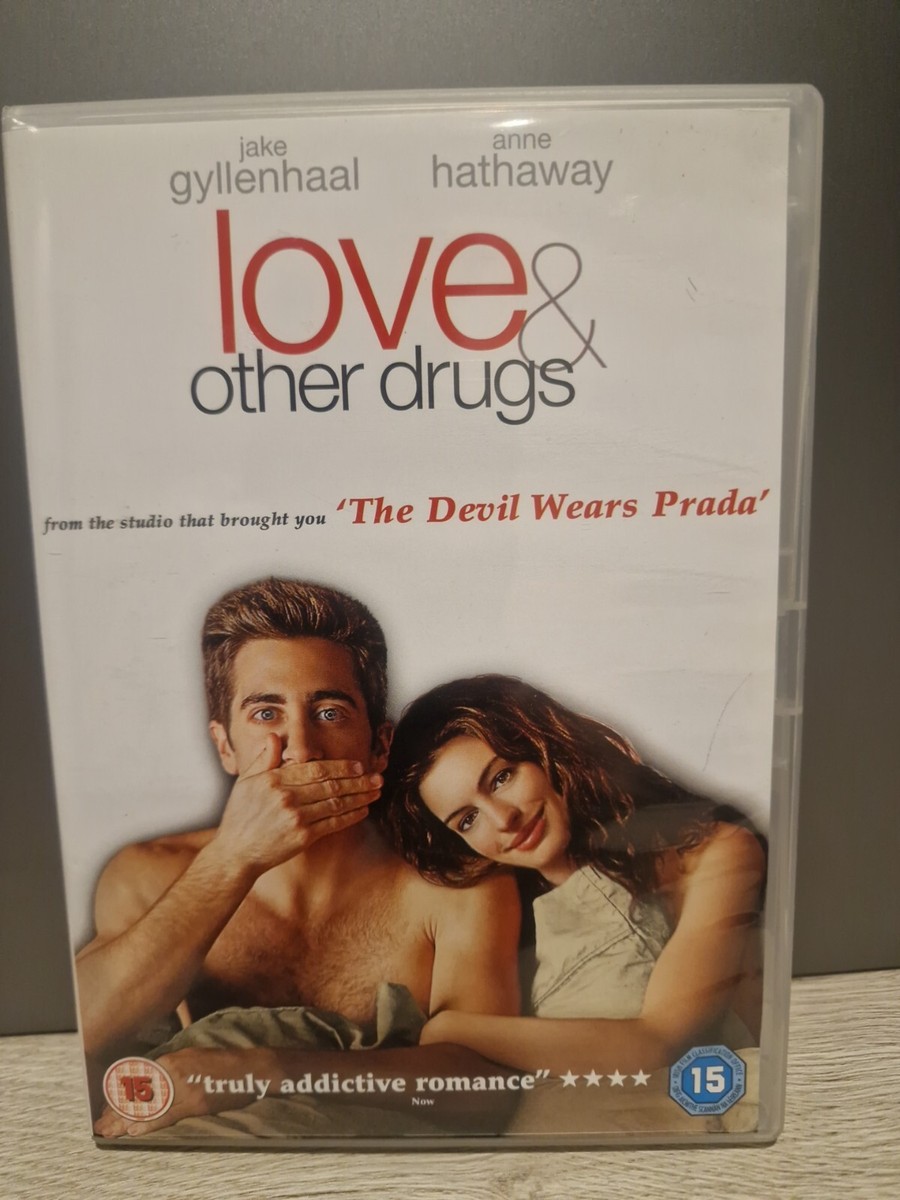 Anne Hathaway Jake Gyllenhaal Love And Other Drugs Love And