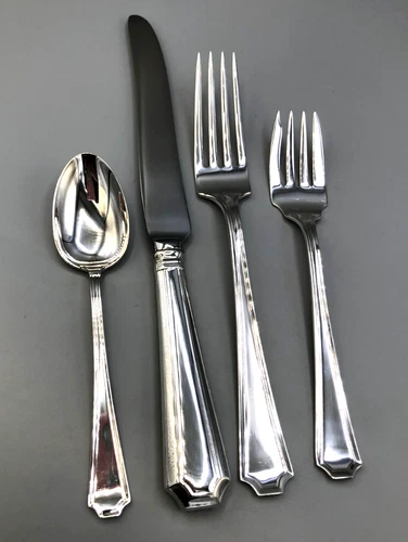 Fairfax by Gorham Sterling Silver 4 pc. DINNER size place setting, french blade