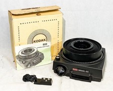 KODAK CAROUSEL 800 SLIDE PROJECTOR W/ BOX, MANUAL, REMOTE, SLIDE TRAY UNTESTED 