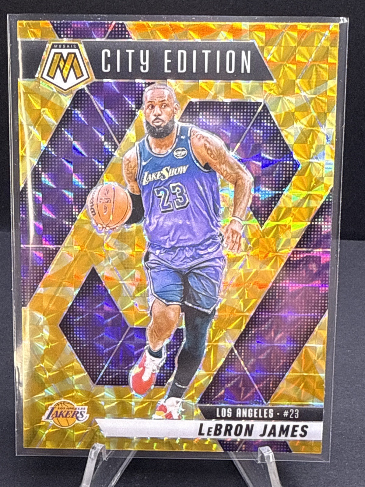 2024-25 Panini Mosaic City Edition LeBron James #286 Reactive Yellow Color Match