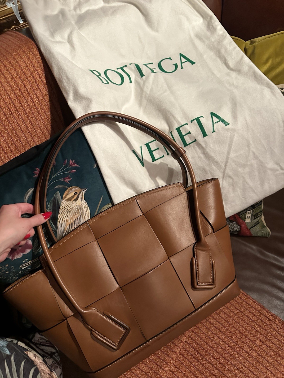 Bottega Veneta Arco Tote Bag – Medium 33 – Brown Camel - Intrecciato Leather