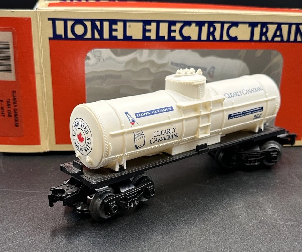 Tren publicitario Lionel 6-17914 claramente canadiense vagón cisterna calibre O con caja Foto 3 de 4