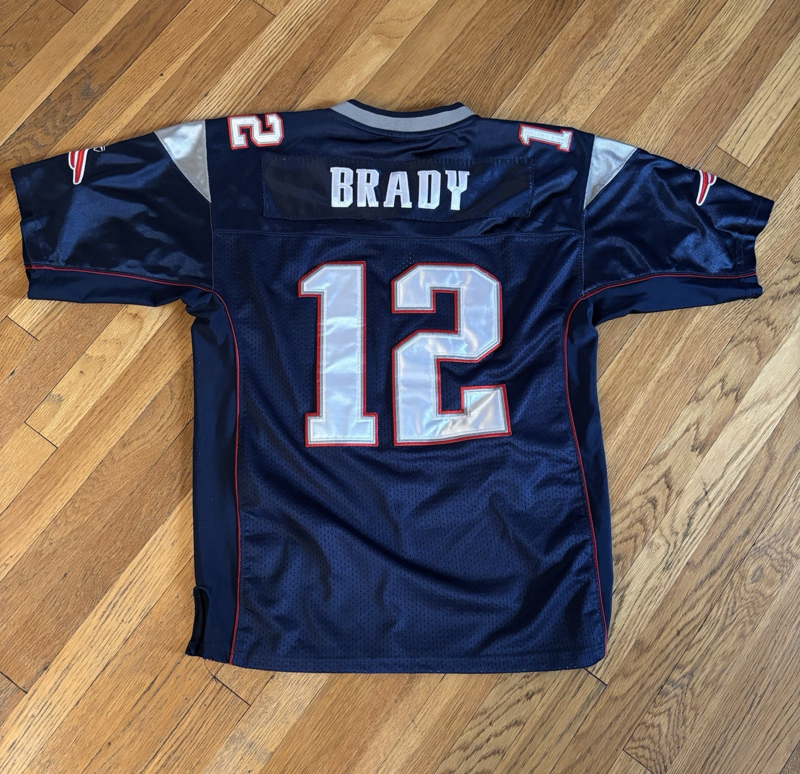 ✅ AUTHENTIC NFL Reebok Tom Brady #12 Jersey Patriots, Youth XL  16 - 18 thumbnail 5