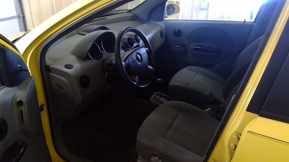 Used Left Quarter Glass fits: 2005 Chevrolet Aveo Left Grade A Foto 2 de 4