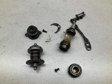 1982 82 YAMAHA YZ 125 YZ125 POWERVALVE GOVERNOR LINKAGE ARM