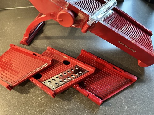 KitchenAid Gemüsereibe Hobel Mandoline - Inkl. Zubehör - Top! - Imagen 3 de 11