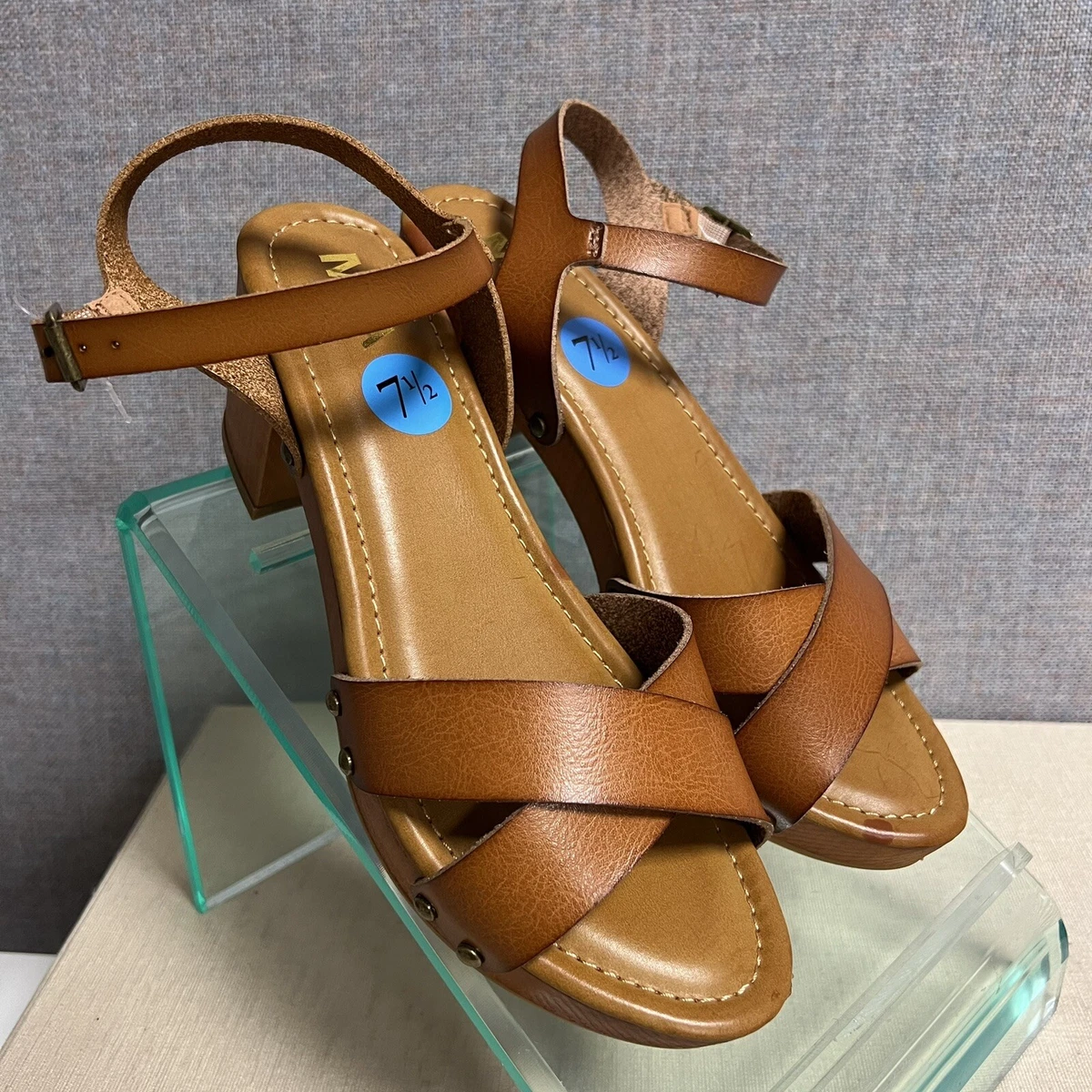 Mia susan sales platform clog sandal