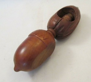 acorn nut cracker