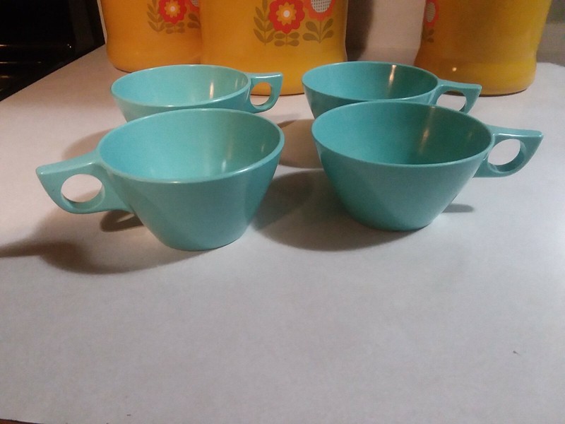 Vintage Blue set of 4 Coffee Cup Mugs Retro 2 unmarked,  2 Texasware  Midcentury