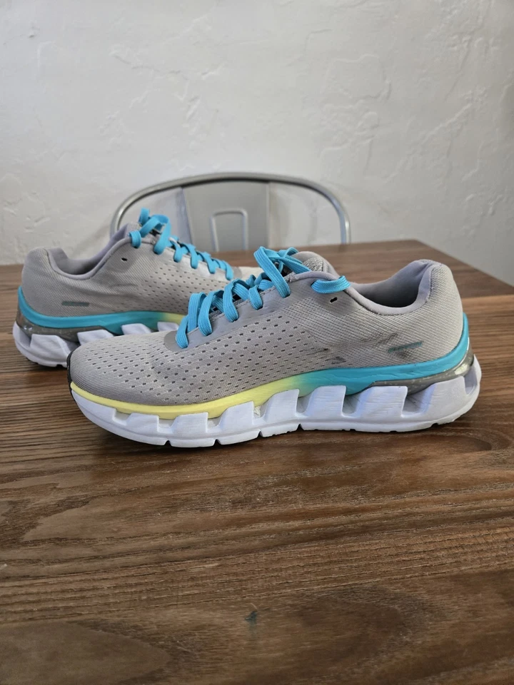 Zapatos para correr Hoka One One para mujer Elevon gris azul talla 8 faltan 1 plantillas Foto 4 de 4