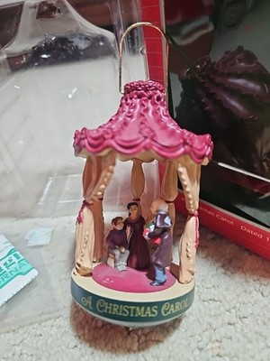 (E) Vintage Lighted Hallmark Ornament A Christmas Carol 1987 #2 In Series