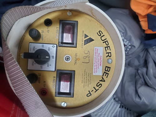 H J Arnett Super Beast-P Hja-469-P Service Conductor Tester with Case Bag