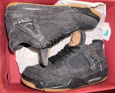 Size 10 - Levi's x Air Jordan 4 Retro Black Denim Excellent Condition