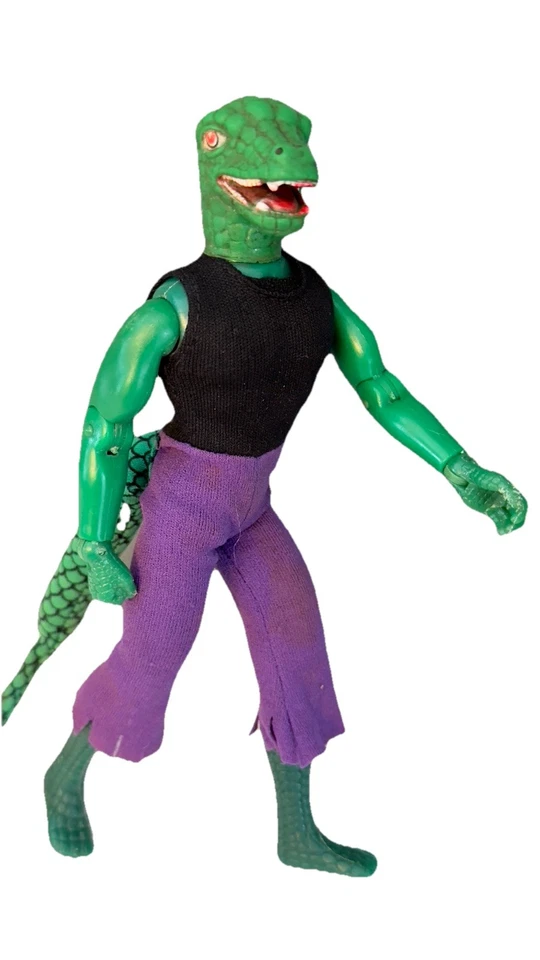 罕见 1974 年 MEGO 原装 LIZARD 8 英寸人偶 WGSH T2 复古 Villain 原装套装 — 第 2/4 张图片