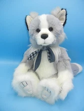 2022 Charlie Bears QUEST Fox CB222216 Pawtrait Gallery Isabelle Lee 16.5"