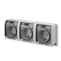 3-Fach Steckdose Weiss Aufputz Montage Feuchtraum IP44 16A 250V